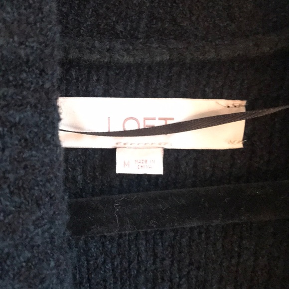 Loft dark green vest.  Only worn once. - Picture 2 of 3